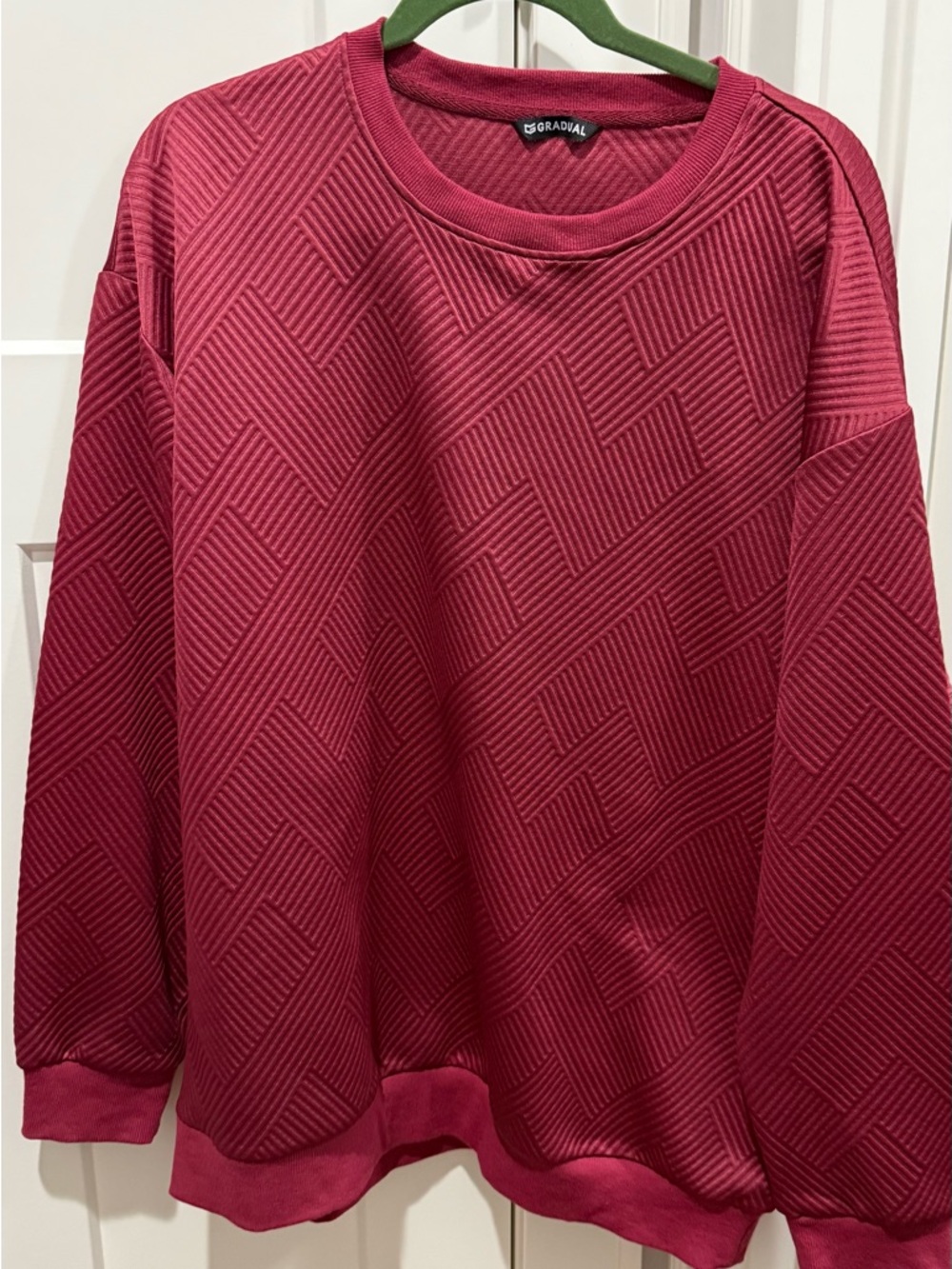 Gradual Textured Crewneck Sweatshirt - Berry Red